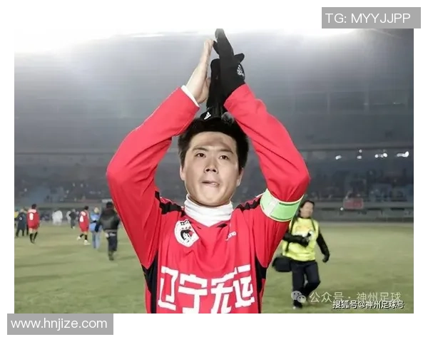 足球传奇八位球星高清合成图展现巅峰风采和精彩瞬间 足球传奇八位球星高清合成图展现巅峰风采和精彩瞬间